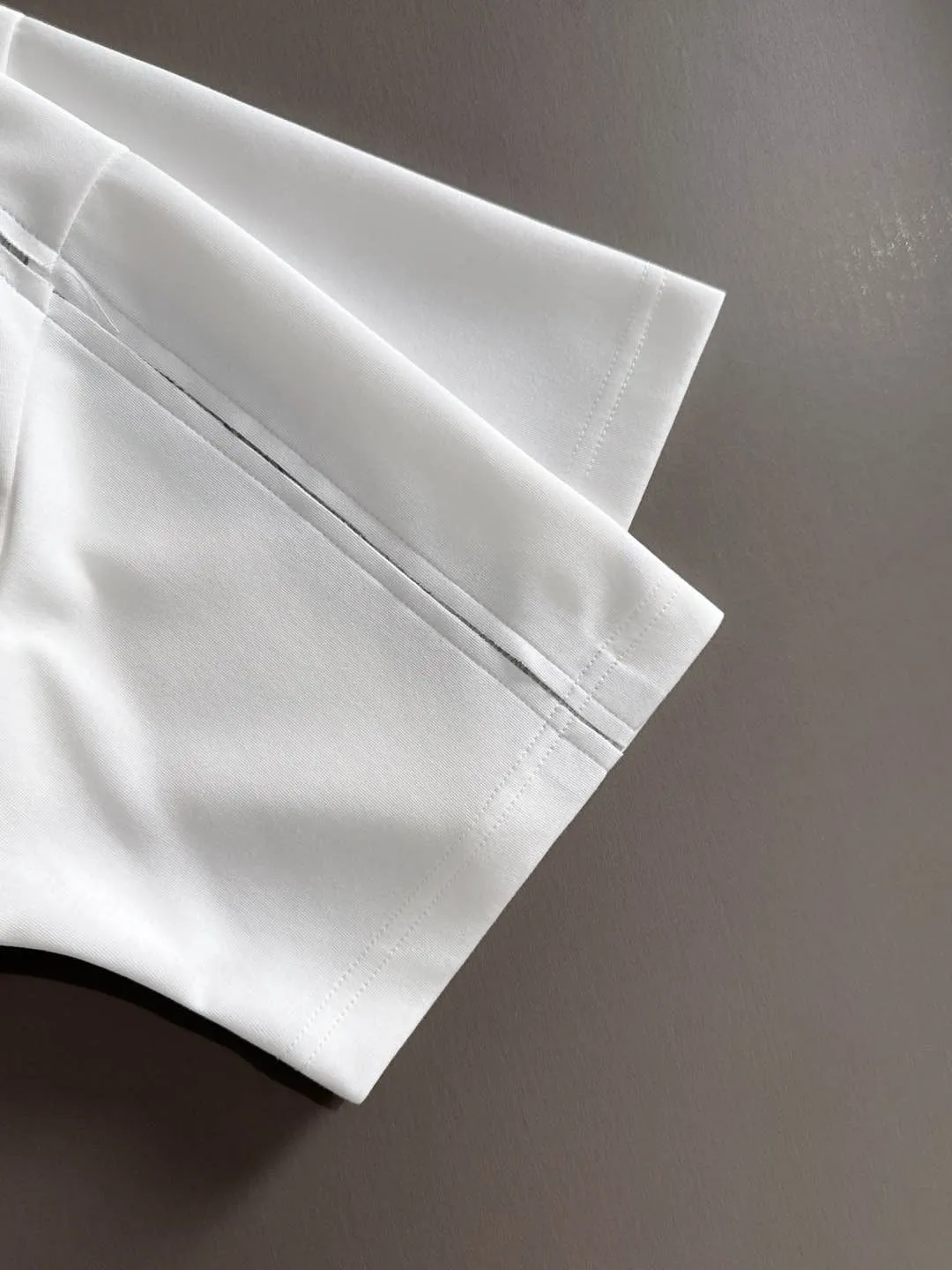 Quality 26ss New Arrival T ， ， T ， ， ！ 。 Size：M 4XL